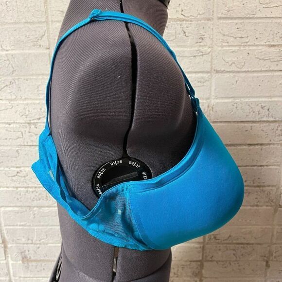 Fruit of the Loom Blue Polka Dot 44D - Picture 3 of 8